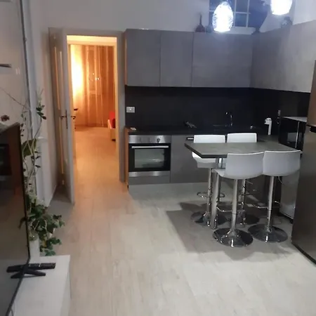 アパート La Casa Di Tina *